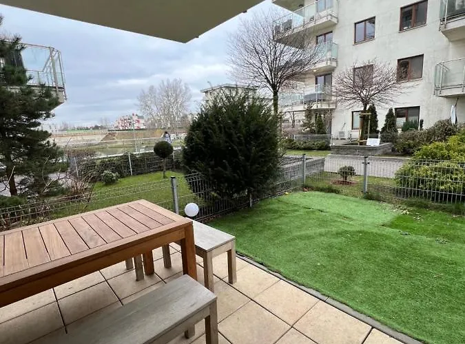 Beautiful Ground Floor Apartment In Warsaw